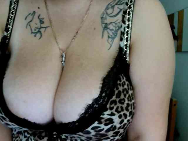 Leilabeayte24 webcam