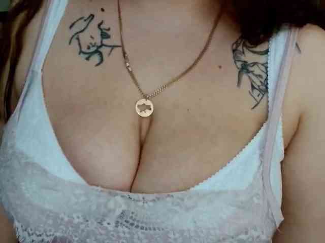 Leilabeayte24 webcam