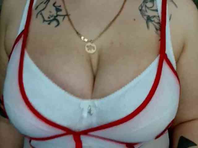 Leilabeayte24 webcam