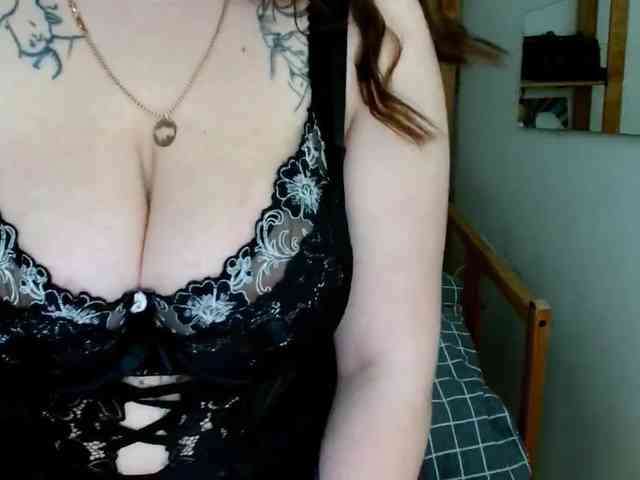 Leilabeayte24 webcam