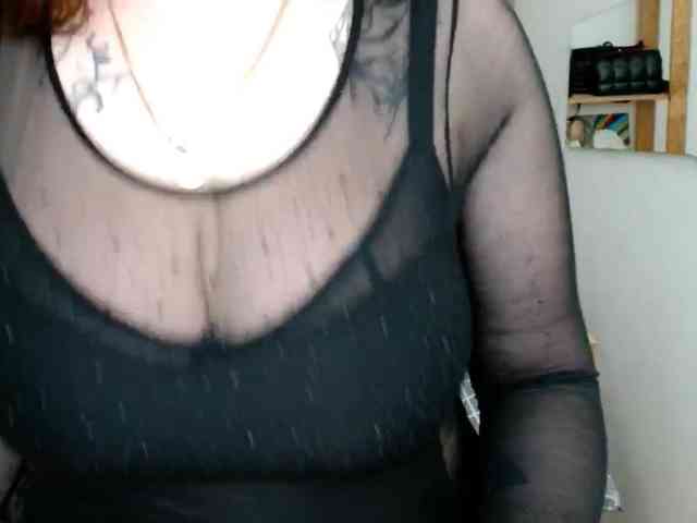 Leilabeayte24 webcam