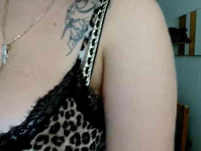 Leilabeayte24 webcam