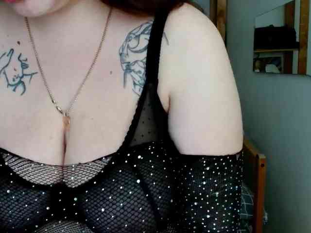 Leilabeayte24 webcam