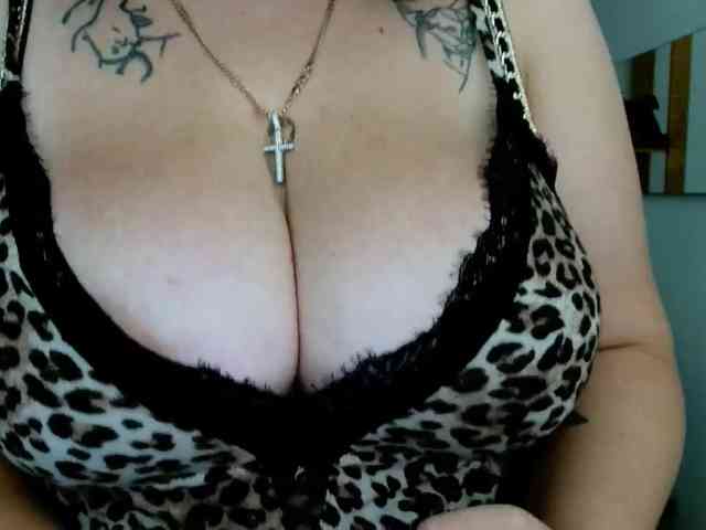 Leilabeayte24 webcam