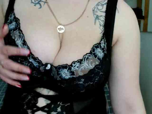 Leilabeayte24 webcam