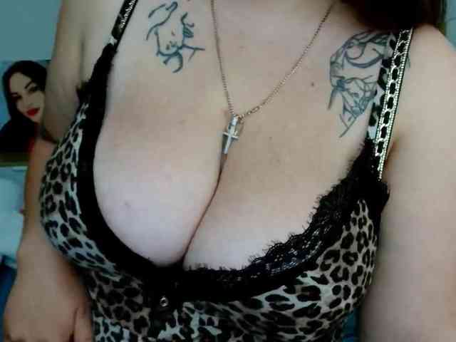 Leilabeayte24 webcam