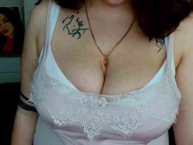 Leilabeayte24 webcam