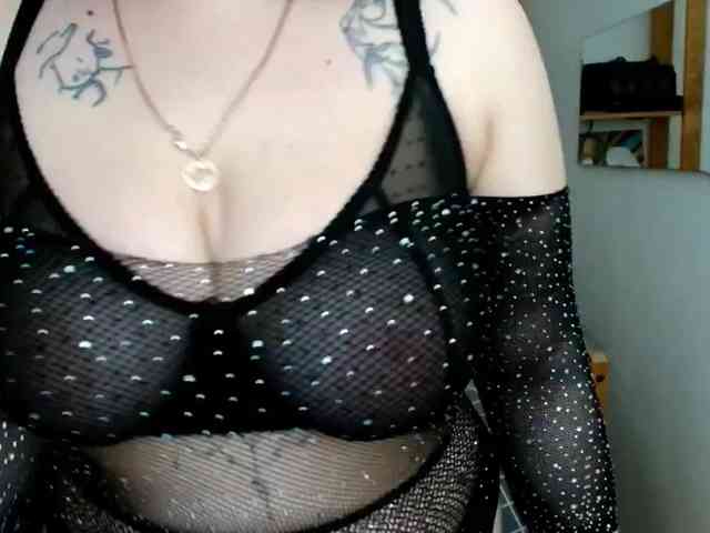 Leilabeayte24 webcam