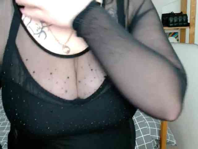Leilabeayte24 webcam