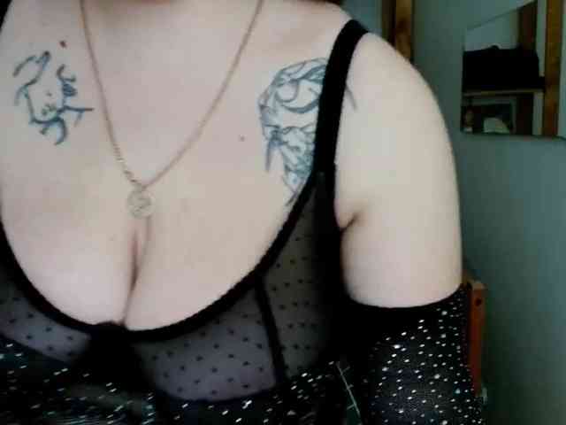 Leilabeayte24 webcam