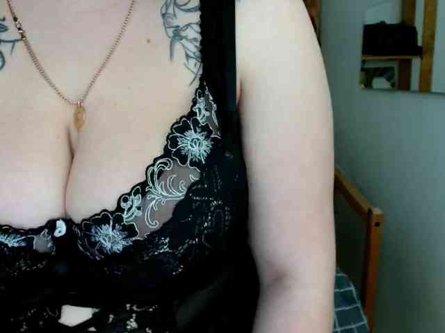 Leilabeayte24 webcam