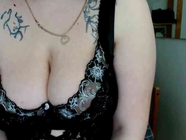 Leilabeayte24 webcam