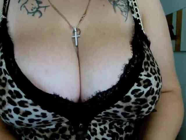 Leilabeayte24 webcam