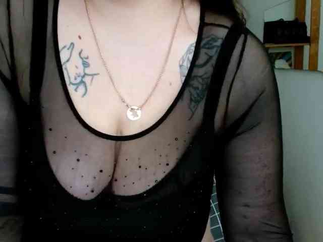 Leilabeayte24 webcam