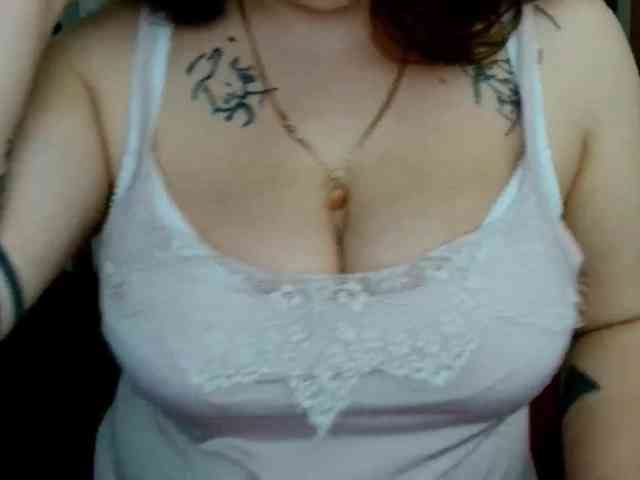 Leilabeayte24 webcam