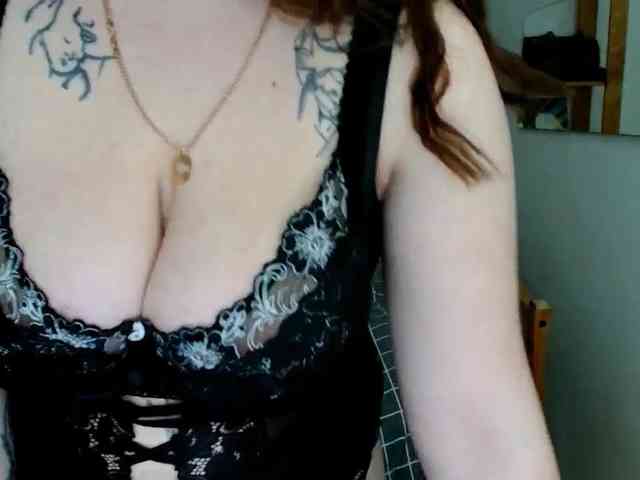 Leilabeayte24 webcam