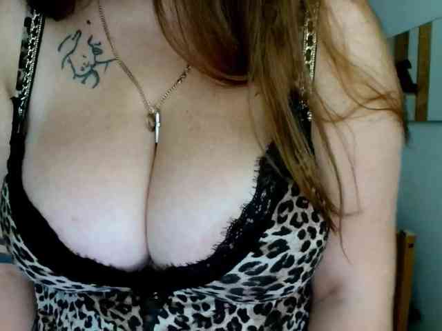 Leilabeayte24 webcam