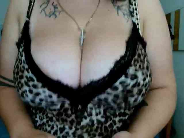 Leilabeayte24 webcam