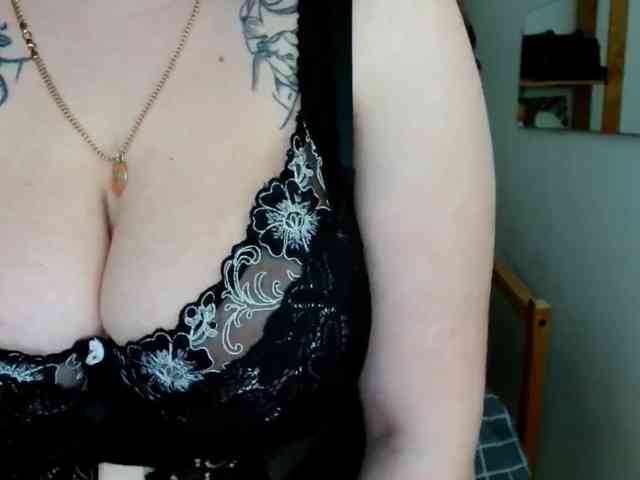 Leilabeayte24 webcam