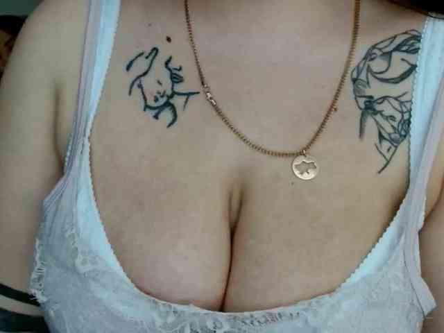 Leilabeayte24 webcam