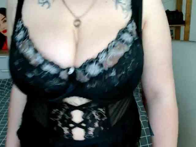 Leilabeayte24 webcam