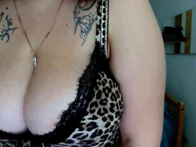 Leilabeayte24 webcam