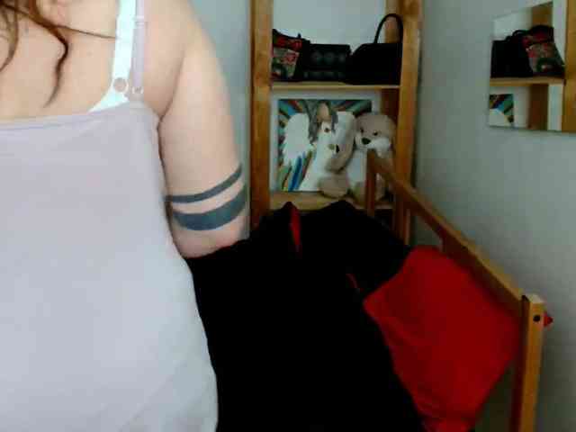 Leilabeayte24 Live Webcam on BongaCams