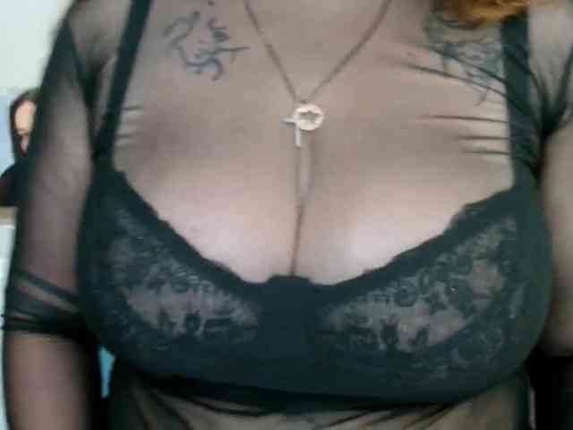 Leilabeayte24 webcam