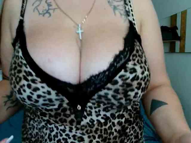 Leilabeayte24 webcam