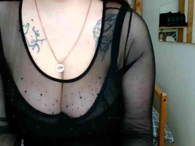 Leilabeayte24 webcam