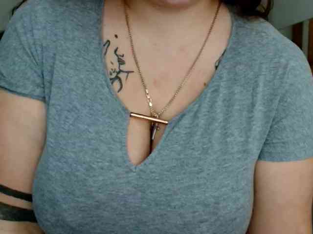 Leilabeayte24 webcam