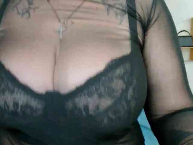 Leilabeayte24 webcam