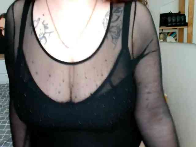 Leilabeayte24 webcam
