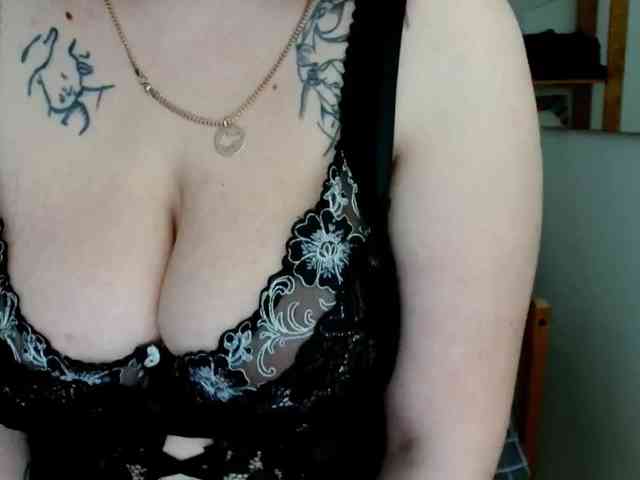 Leilabeayte24 webcam