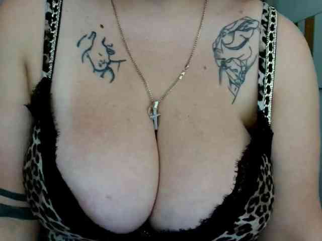 Leilabeayte24 webcam