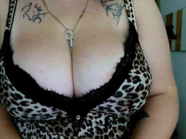 Leilabeayte24 webcam