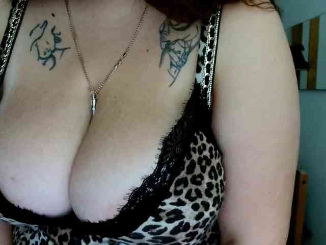 Leilabeayte24 webcam