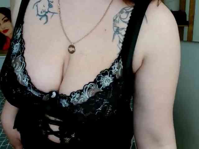 Leilabeayte24 webcam