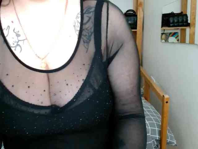 Leilabeayte24 webcam