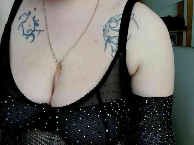 Leilabeayte24 webcam