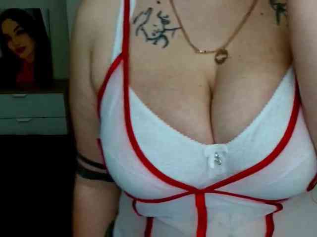 Leilabeayte24 webcam