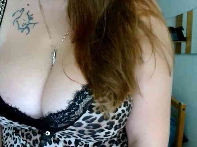 Leilabeayte24 webcam