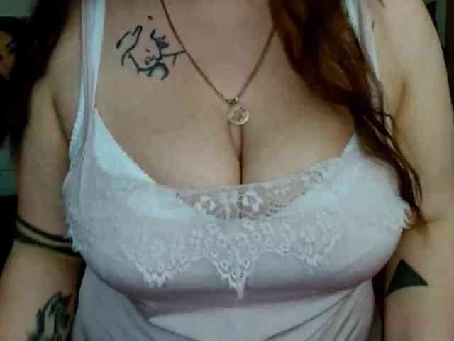 Leilabeayte24 webcam