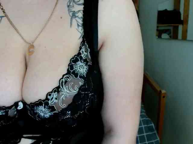 Leilabeayte24 webcam