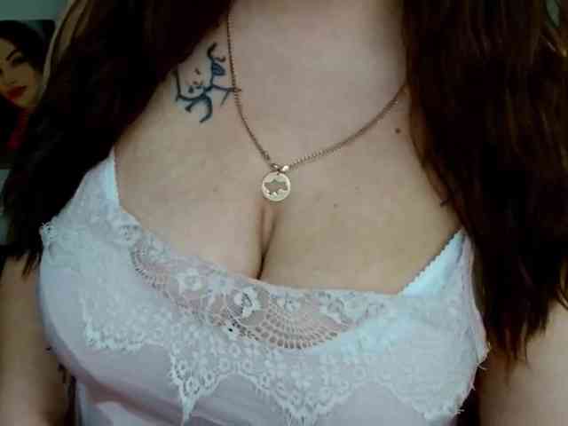 Leilabeayte24 webcam
