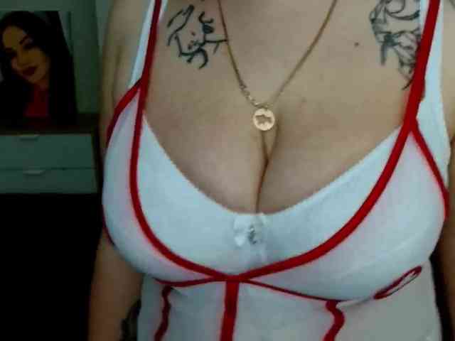 Leilabeayte24 webcam