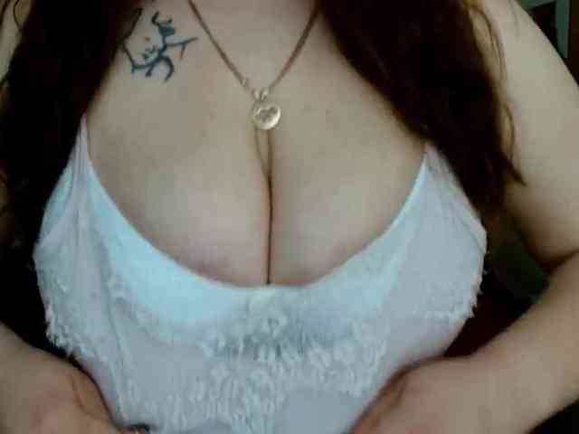 Leilabeayte24 webcam