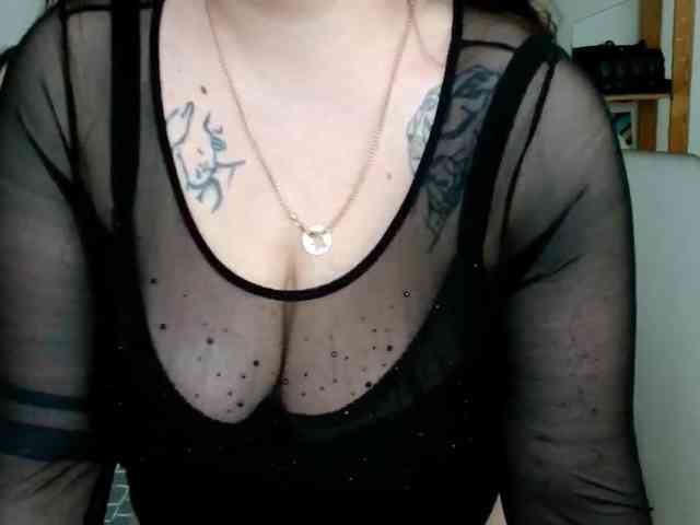 Leilabeayte24 webcam