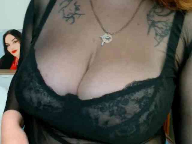 Leilabeayte24 webcam