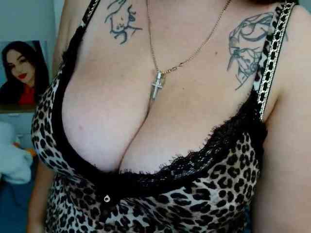 Leilabeayte24 webcam